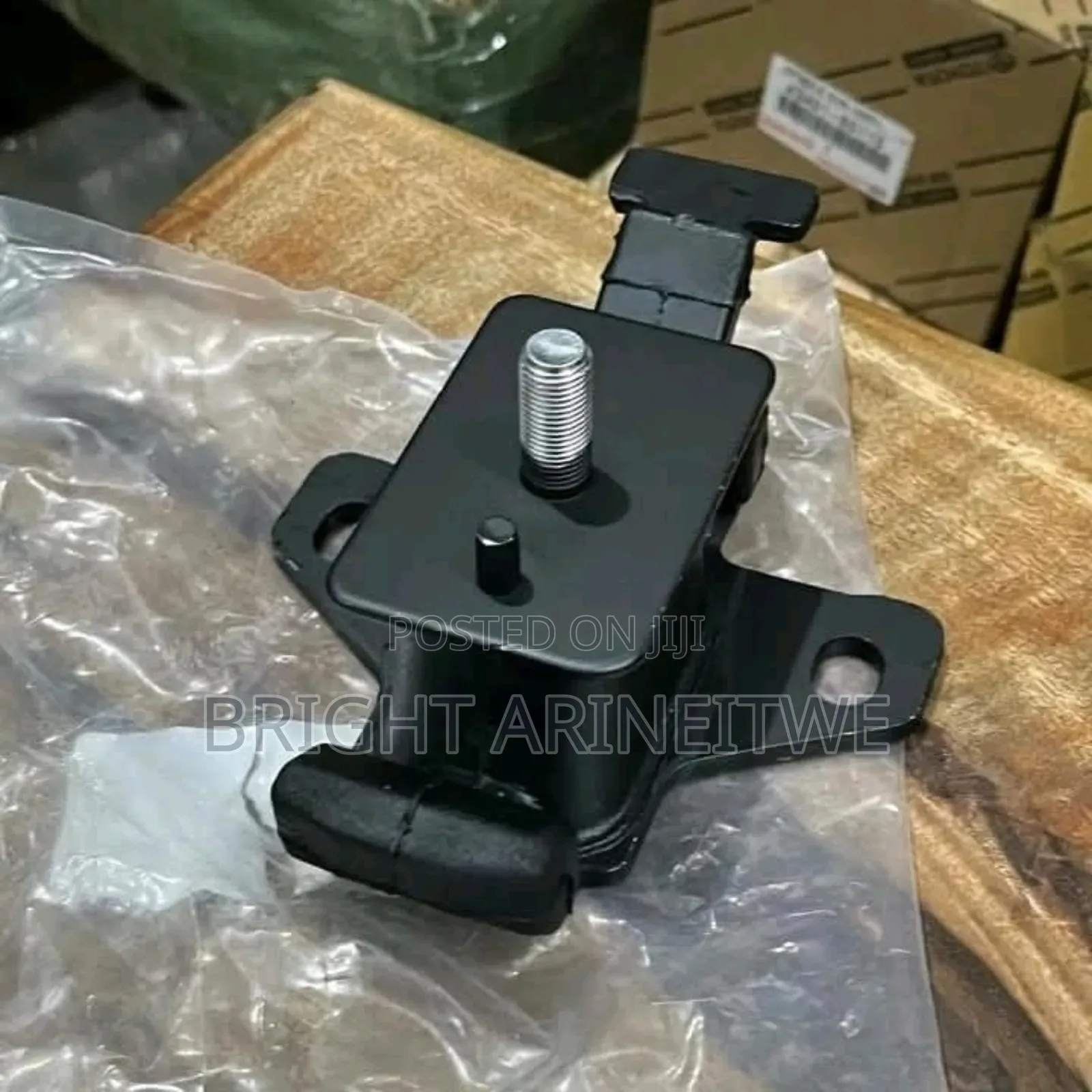 Engine Mounting for Toyota Landcuiser Kaweesi 150 Series.