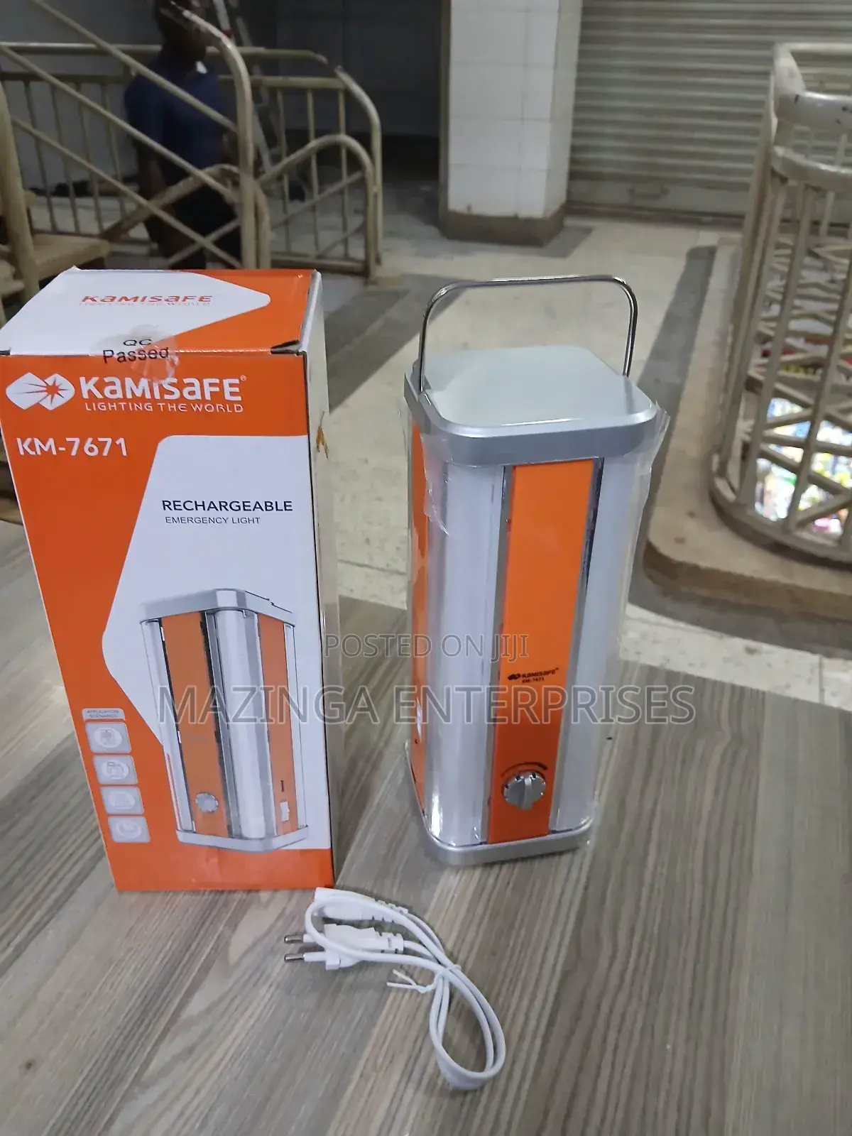 Kemisafe Super Bright Rechargeable Emergency Torch Light