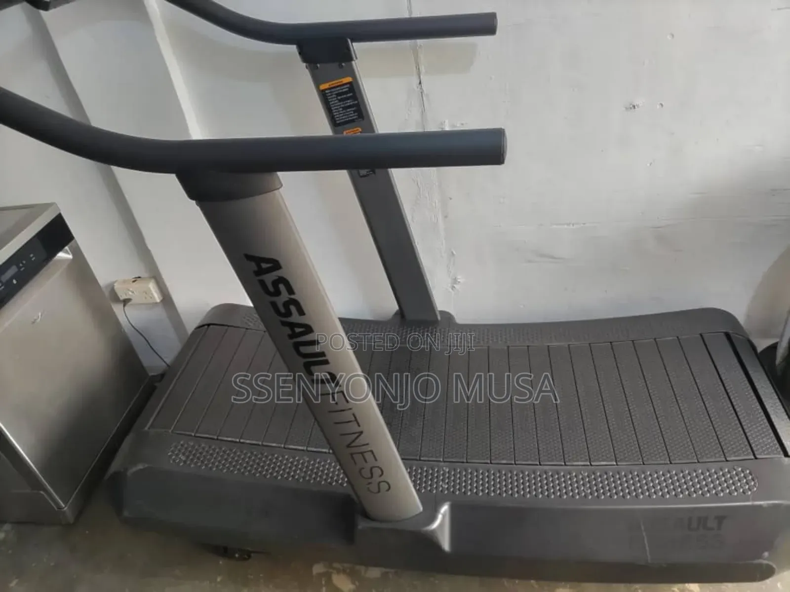Pro Curved Manual Treadmill - Commercial Grade, High-Calorie