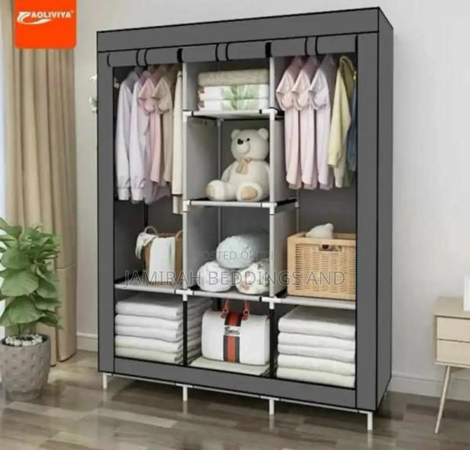 3column Metallic Closet
