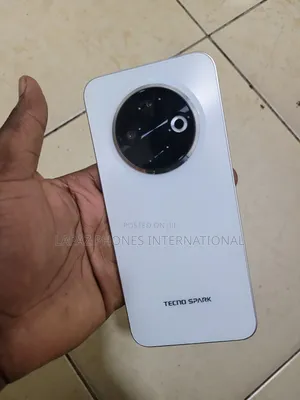 Tecno Spark 30C 128 GB White