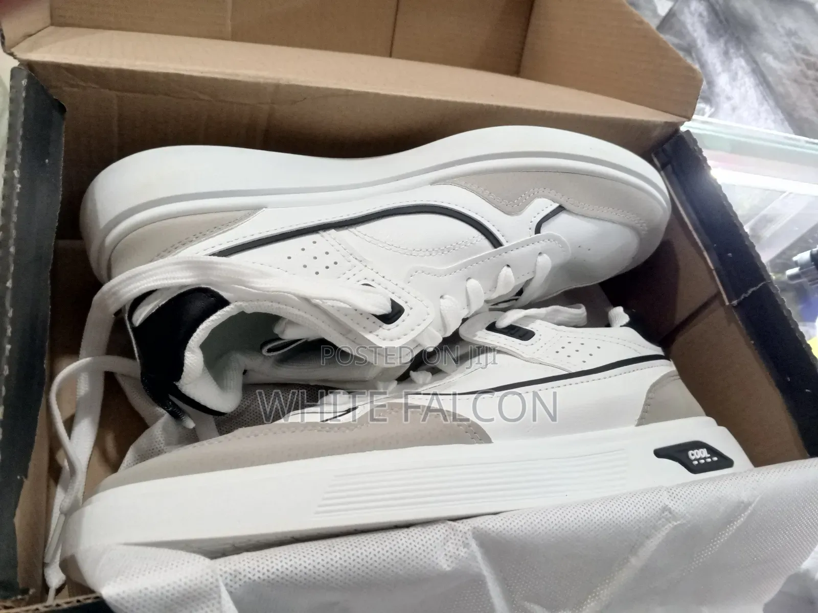 Unisex Cool Sneakers-White
