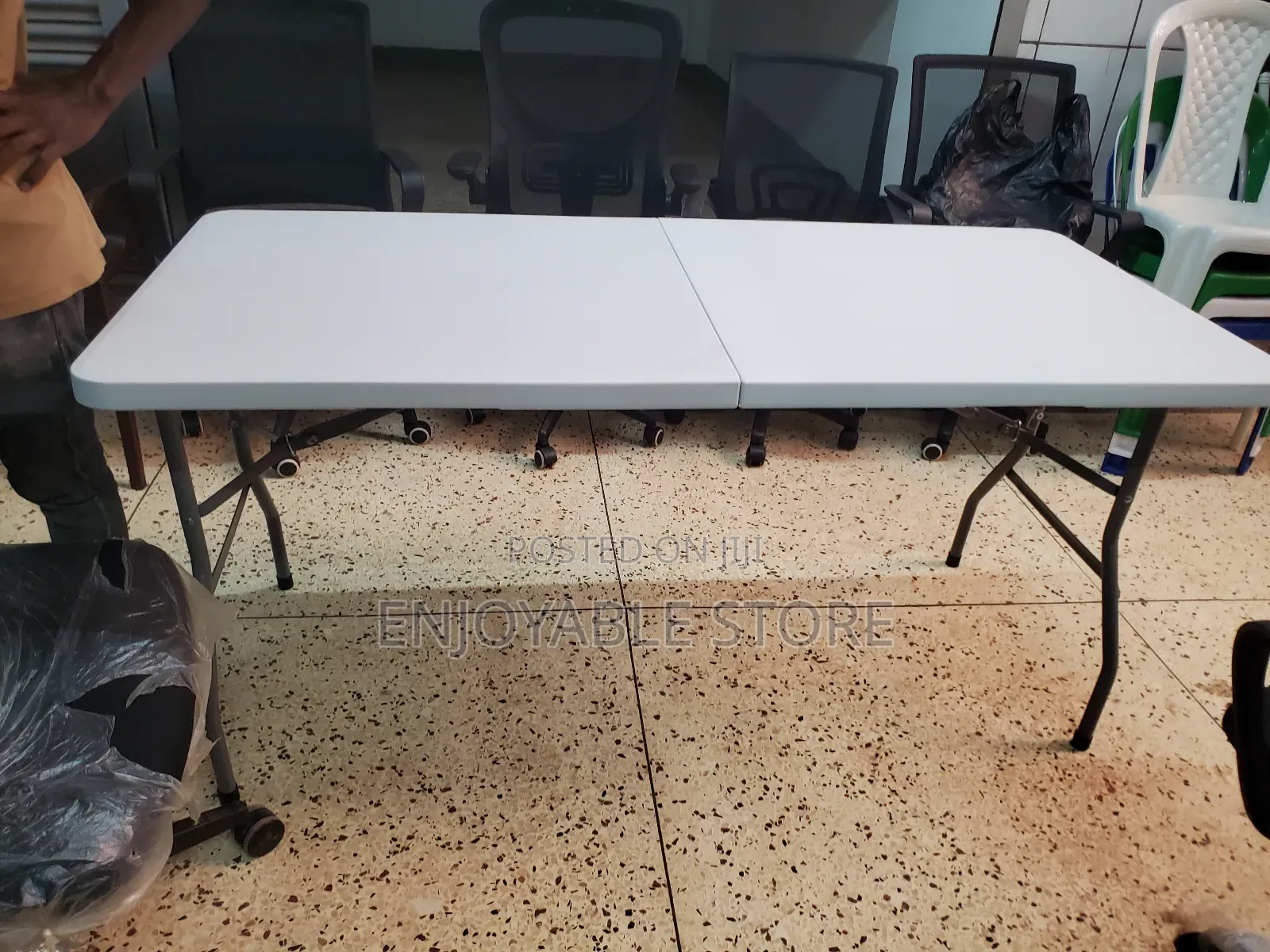Bouquet Plastic Foldable Table 150cm