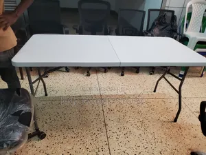 Bouquet Plastic Foldable Table 150cm