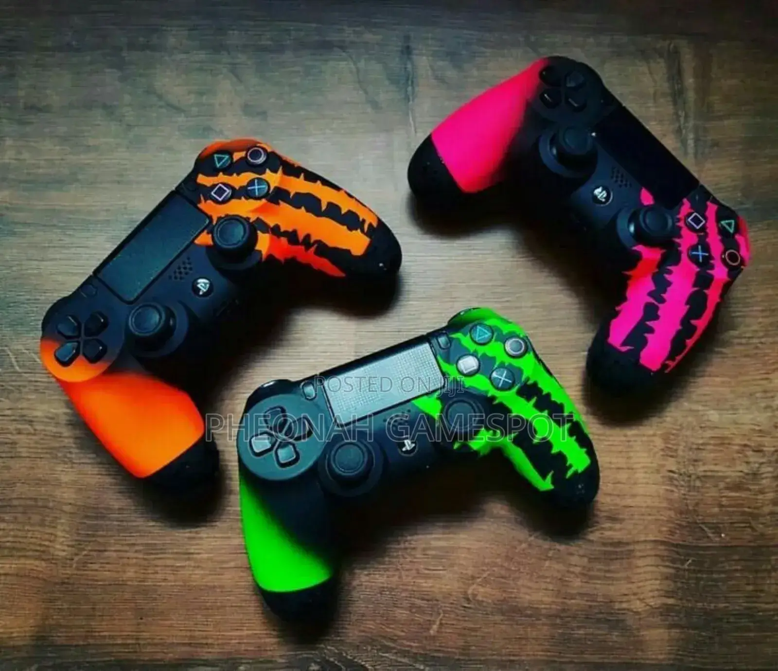 Original Playstation 4 Controllers (Game Pads)