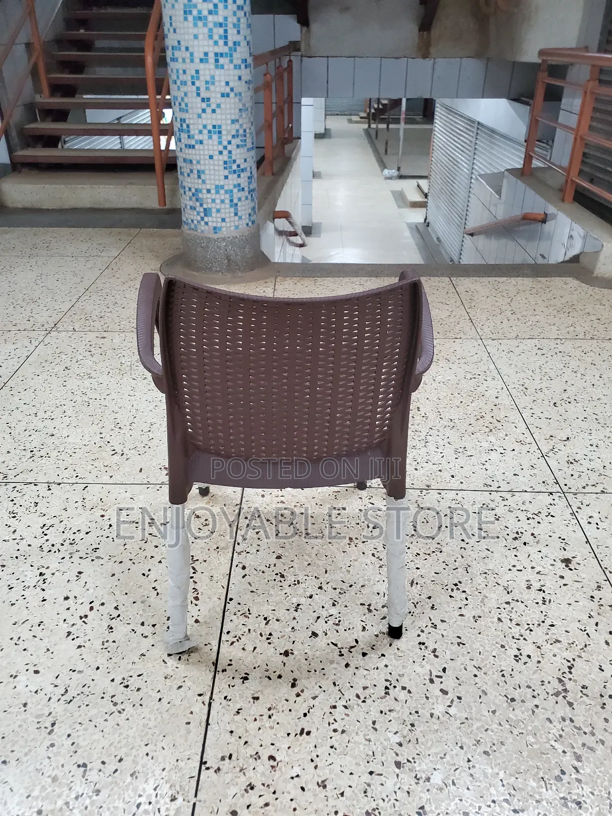 Modernity Plastic Chairs Plastic Chairs