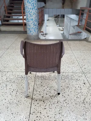 Modernity Plastic Chairs Plastic Chairs