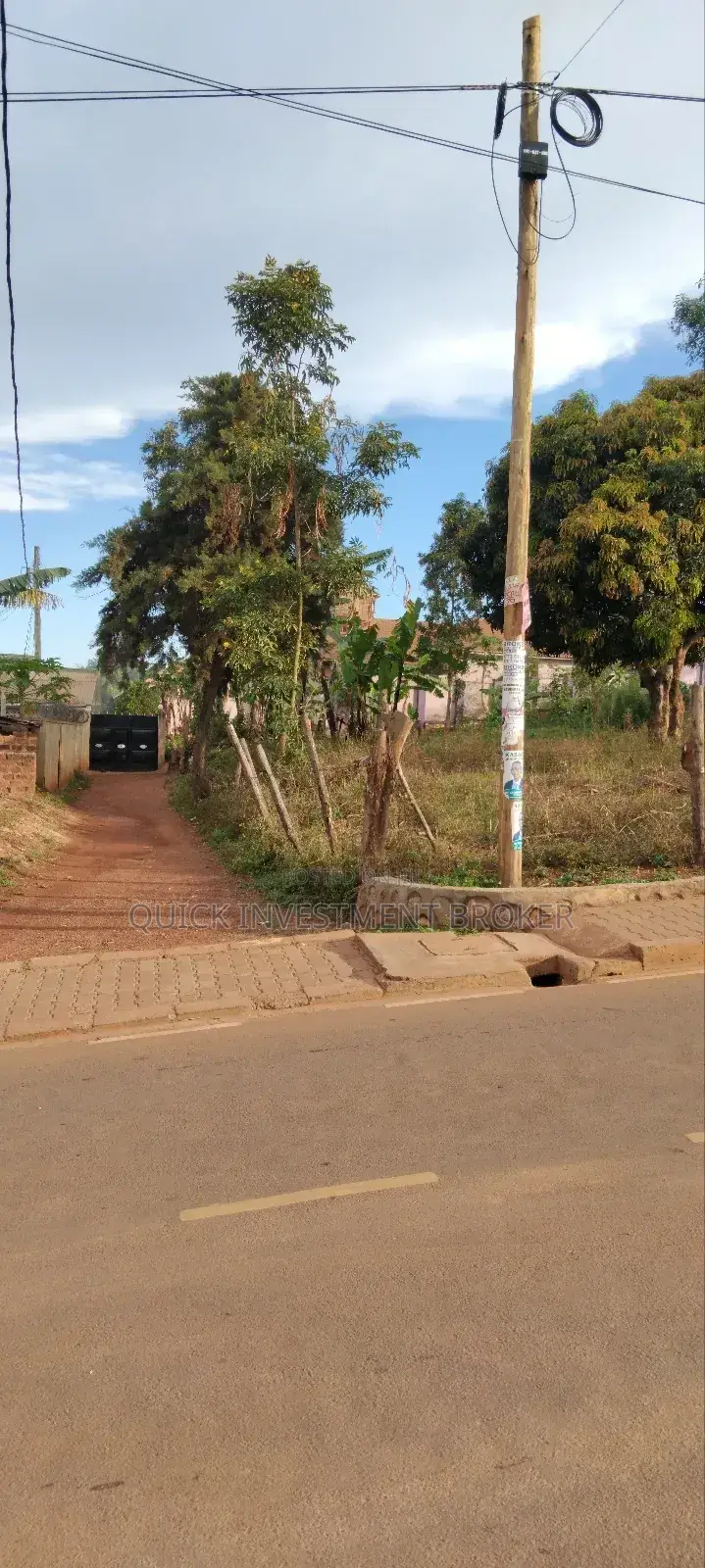 75 Decimal Commercial Plot for Sale 1.2b Ugx