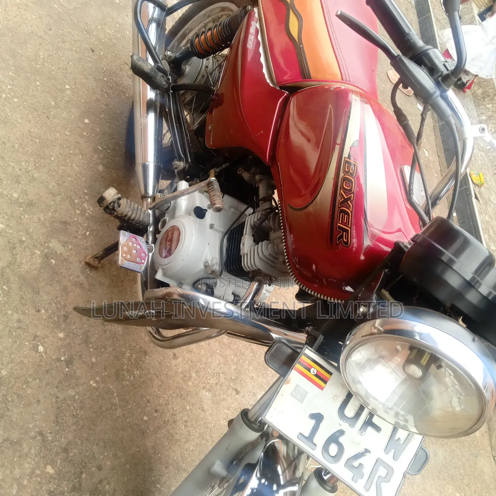 Bajaj Boxer 2024 Silver