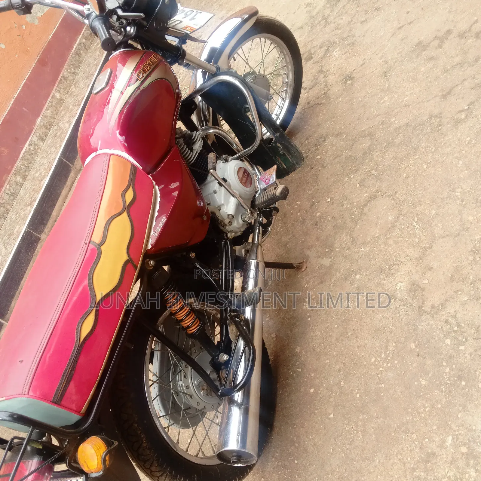 Bajaj Boxer 2024 Silver