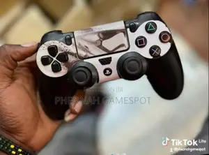 Brand New Ps4 Controllers (Game Pads) Available Only 75000
