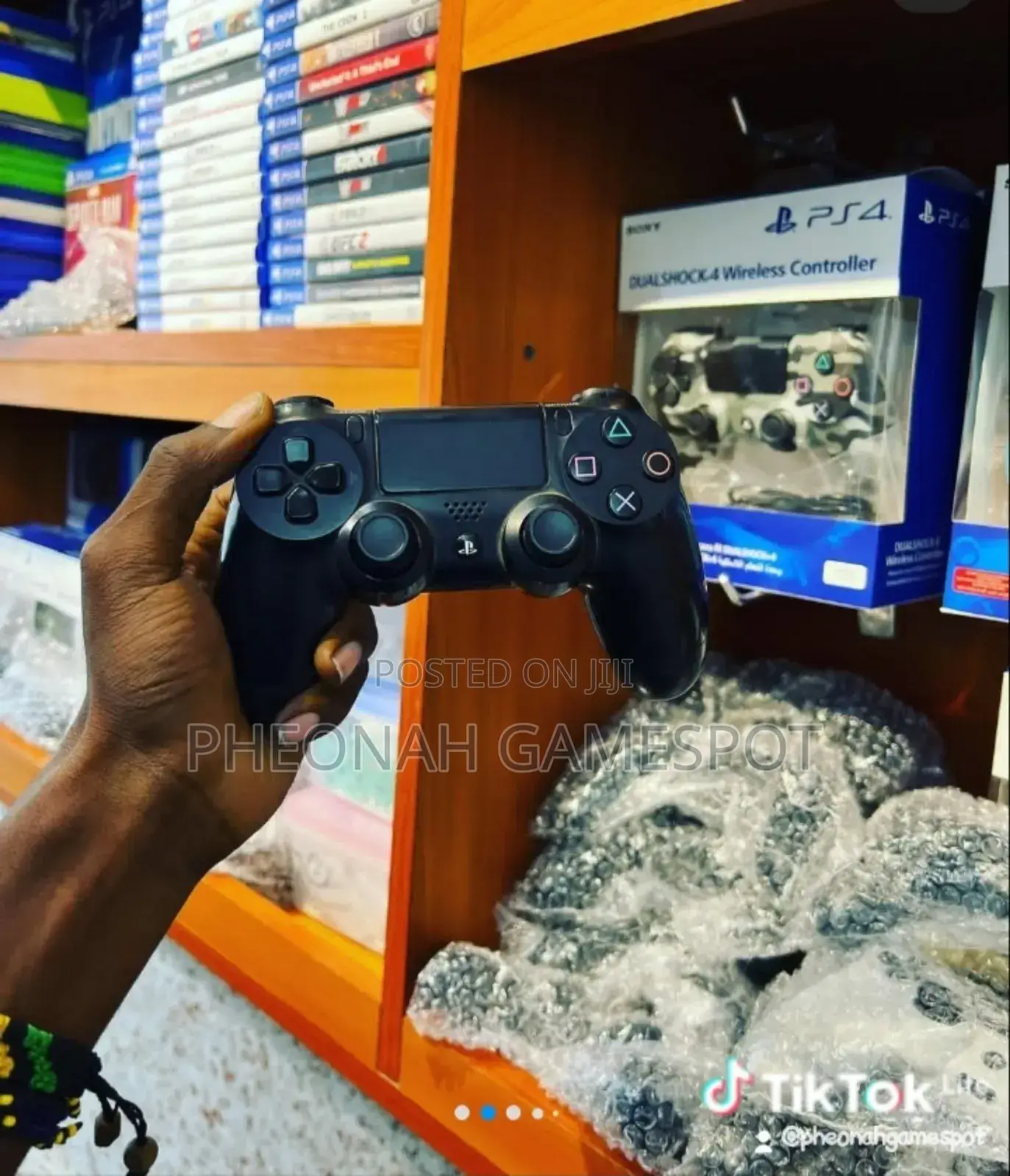 Brand New Ps4 Controllers (Game Pads) Available Only 75000