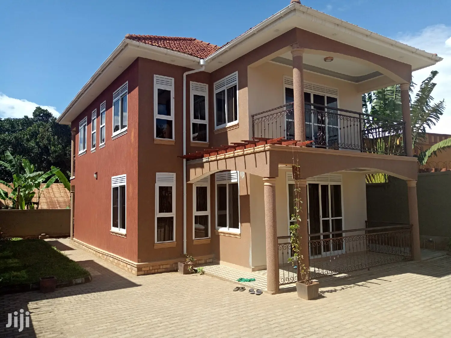 Naalya Loveable House on Sell