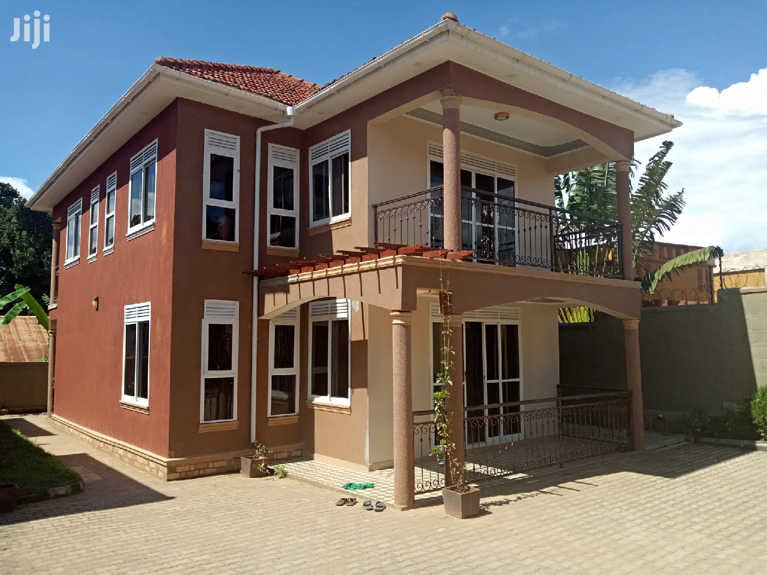 Naalya Loveable House on Sell