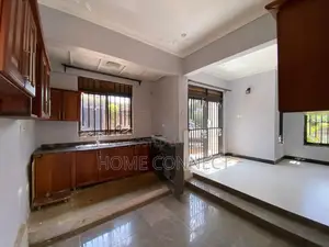 3bdrm House in Naalya Estate, Central Division for rent