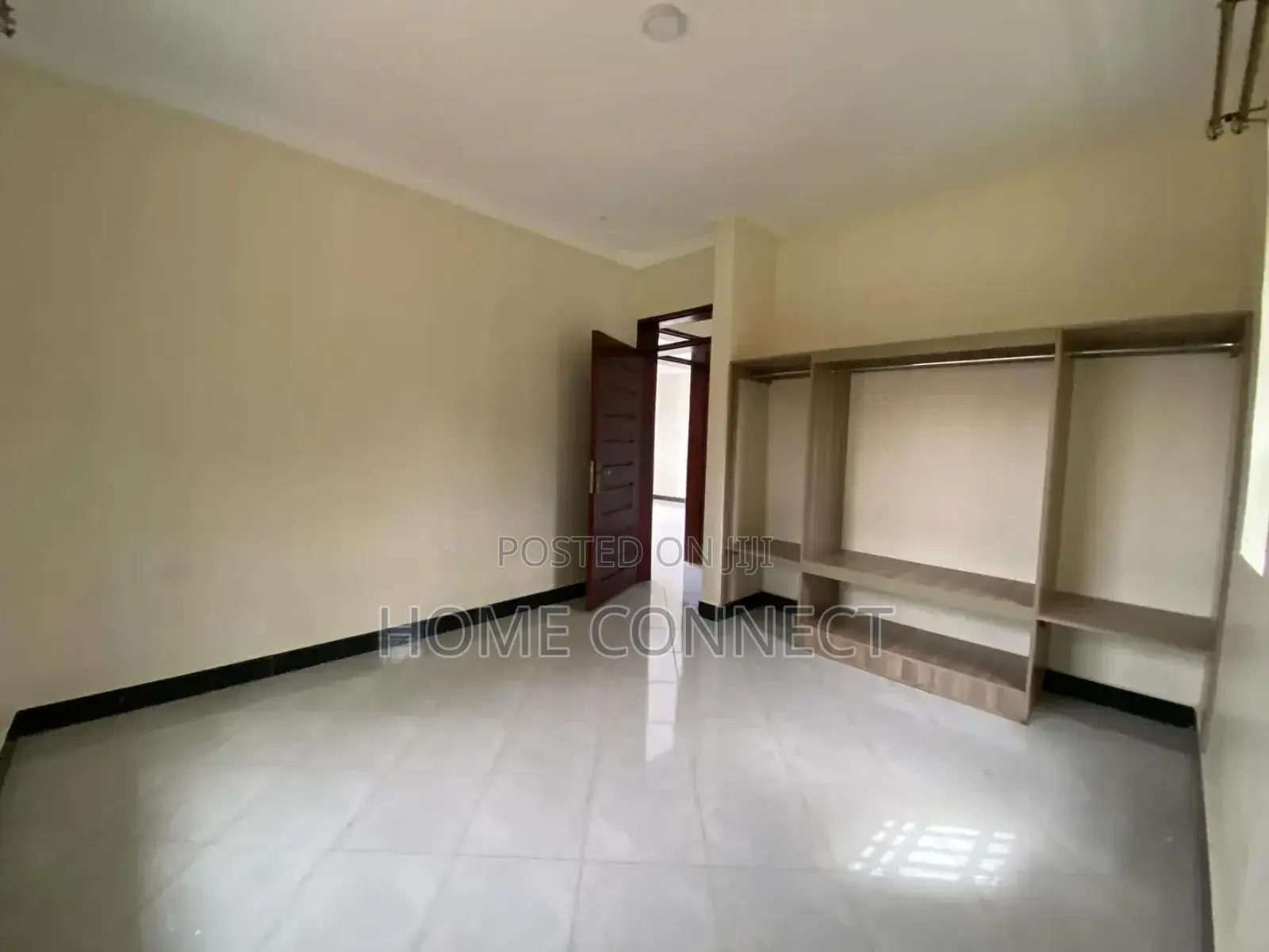2bdrm Apartment in Kyaliwajala, Central Division for rent