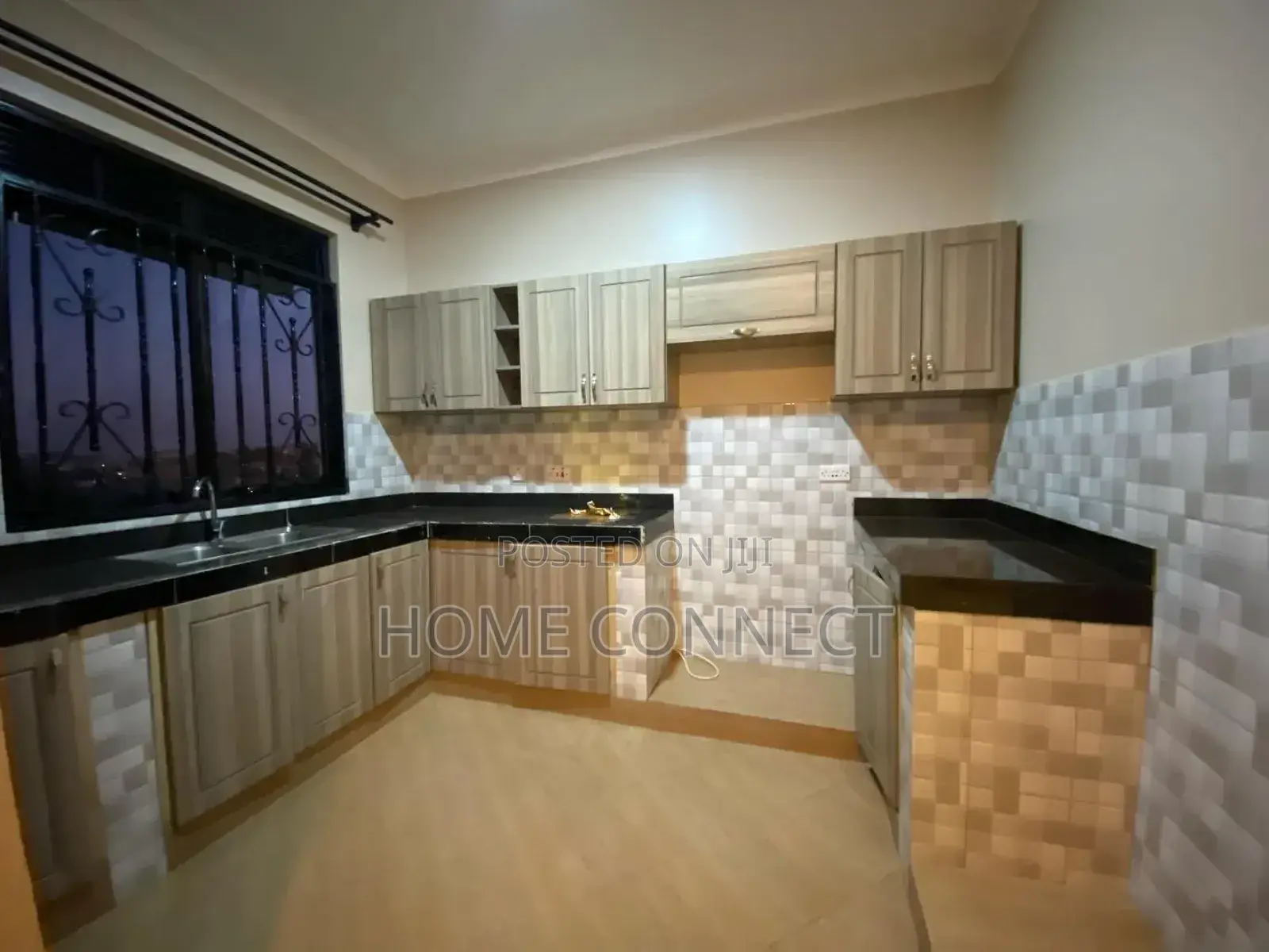 2bdrm Apartment in Naalya Namugongo Rd, Central Division for rent