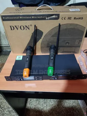 Photo - Professional Wireless Microphone Devon