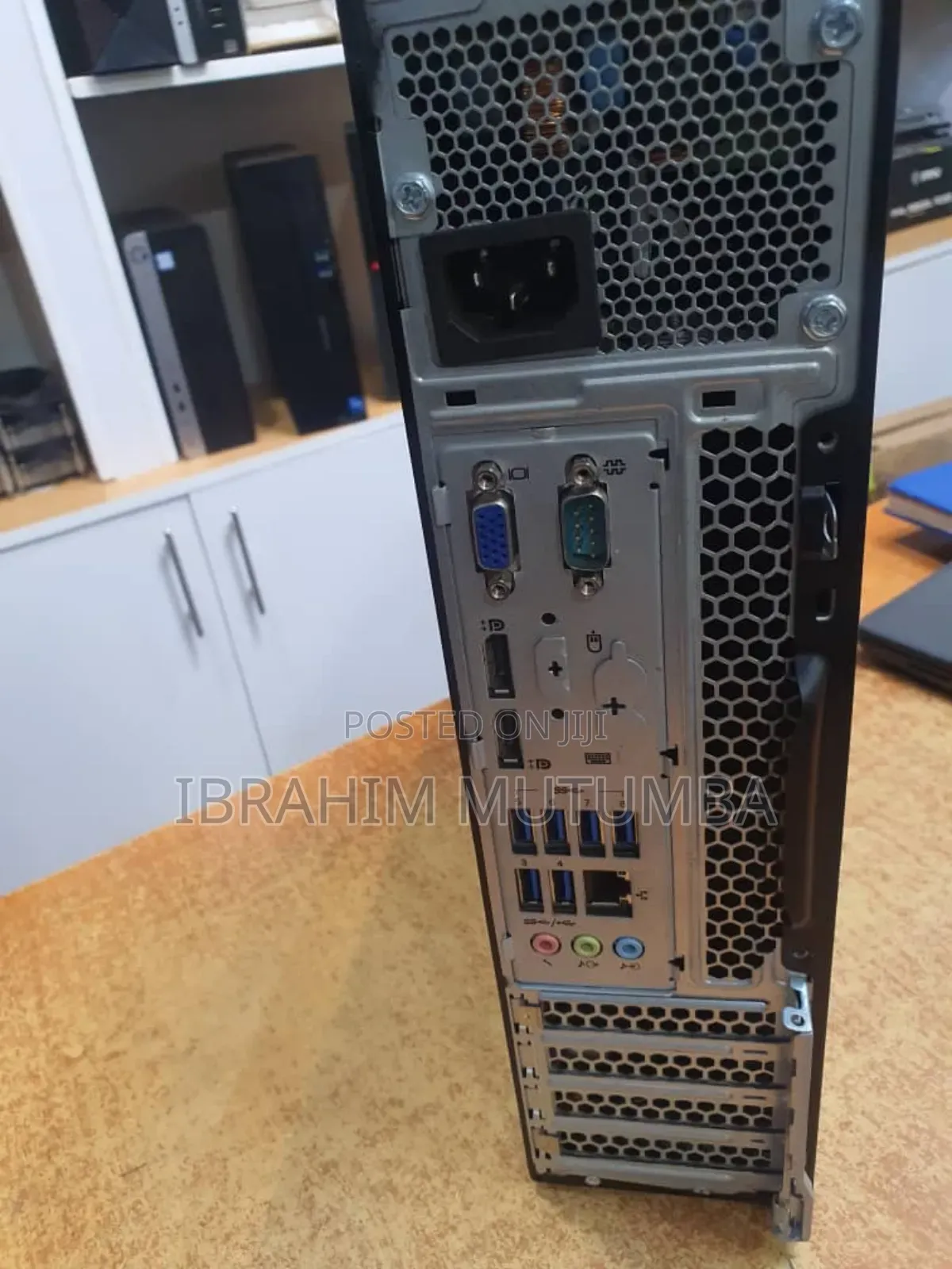 Lenovo ThinkCentre M900 8GB Intel Core I5 HDD+SSD 500GB