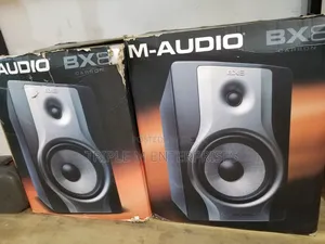 Photo - Studio Monitor