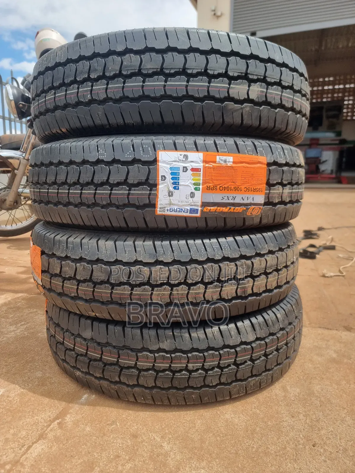 195r15c Tyres for Drone, Wish, Noah.