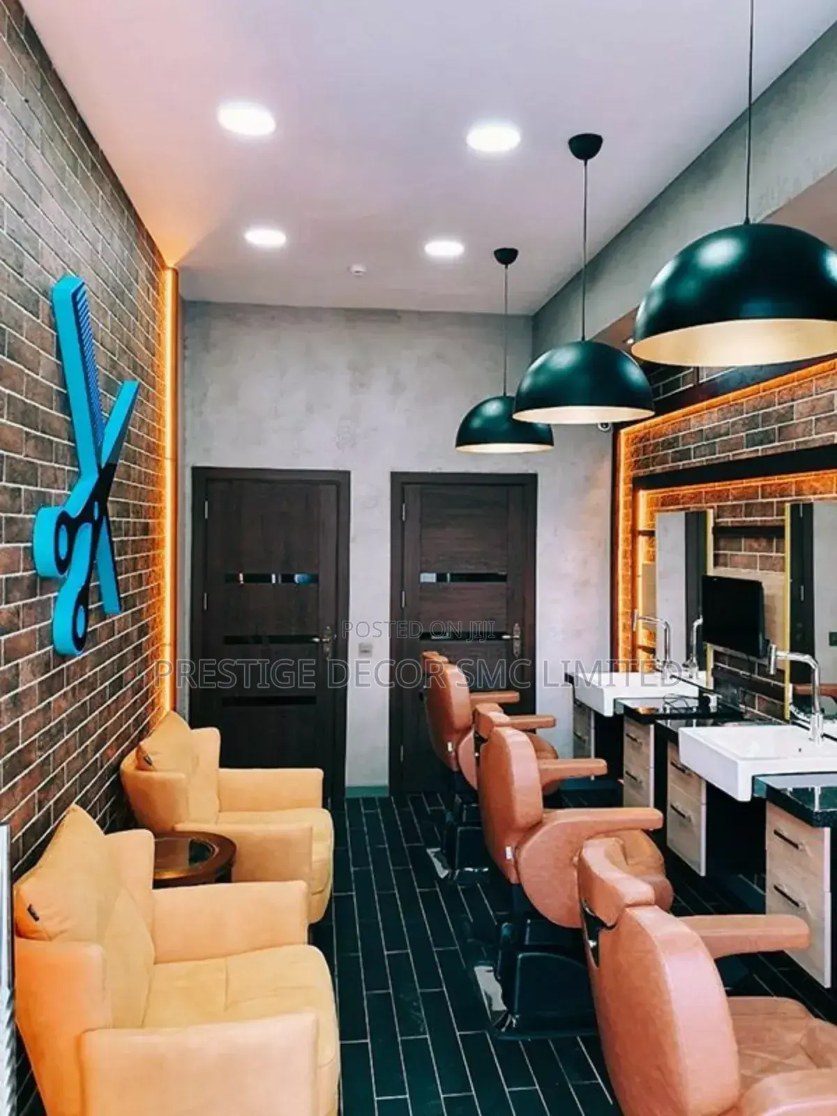 Wow en Yes Saloon Designz