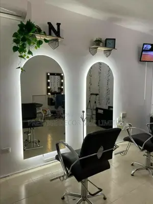 Exective Saloon Mirror of the Year