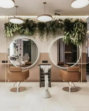 Exective Saloon of the Year Decor
