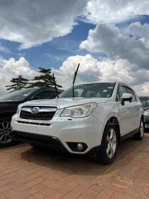 Photo - Subaru Forester 2013 White
