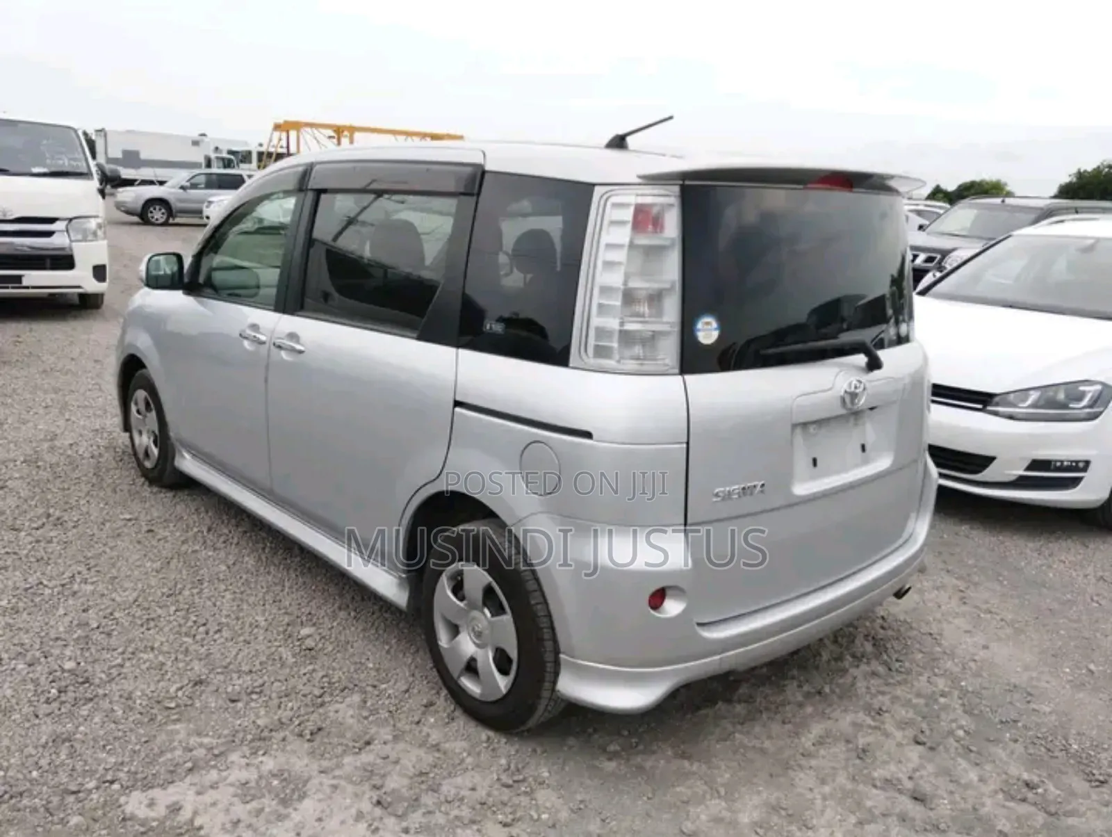 Toyota Sienta 2008