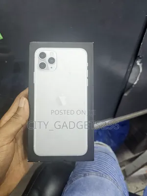 Photo - New Apple iPhone 11 Pro Max 256 GB Black