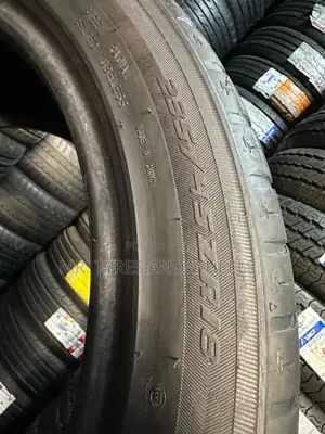 235 45r18 in Zextour Type but Used but Has Its Warranty 5mts