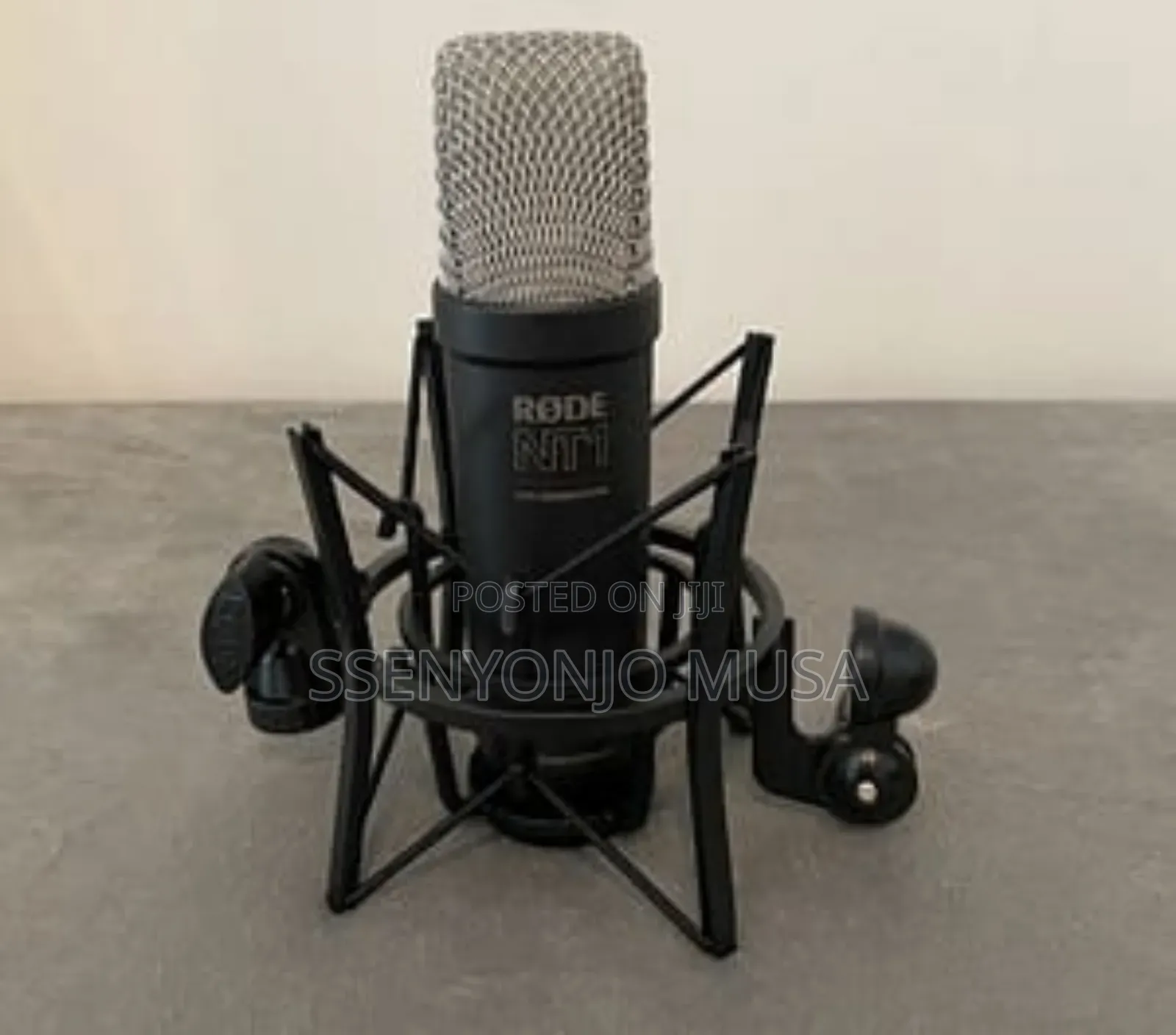 Rode Nt1 Signature Series Condenser Microphone