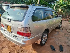 Toyota Corolla 2000 Silver