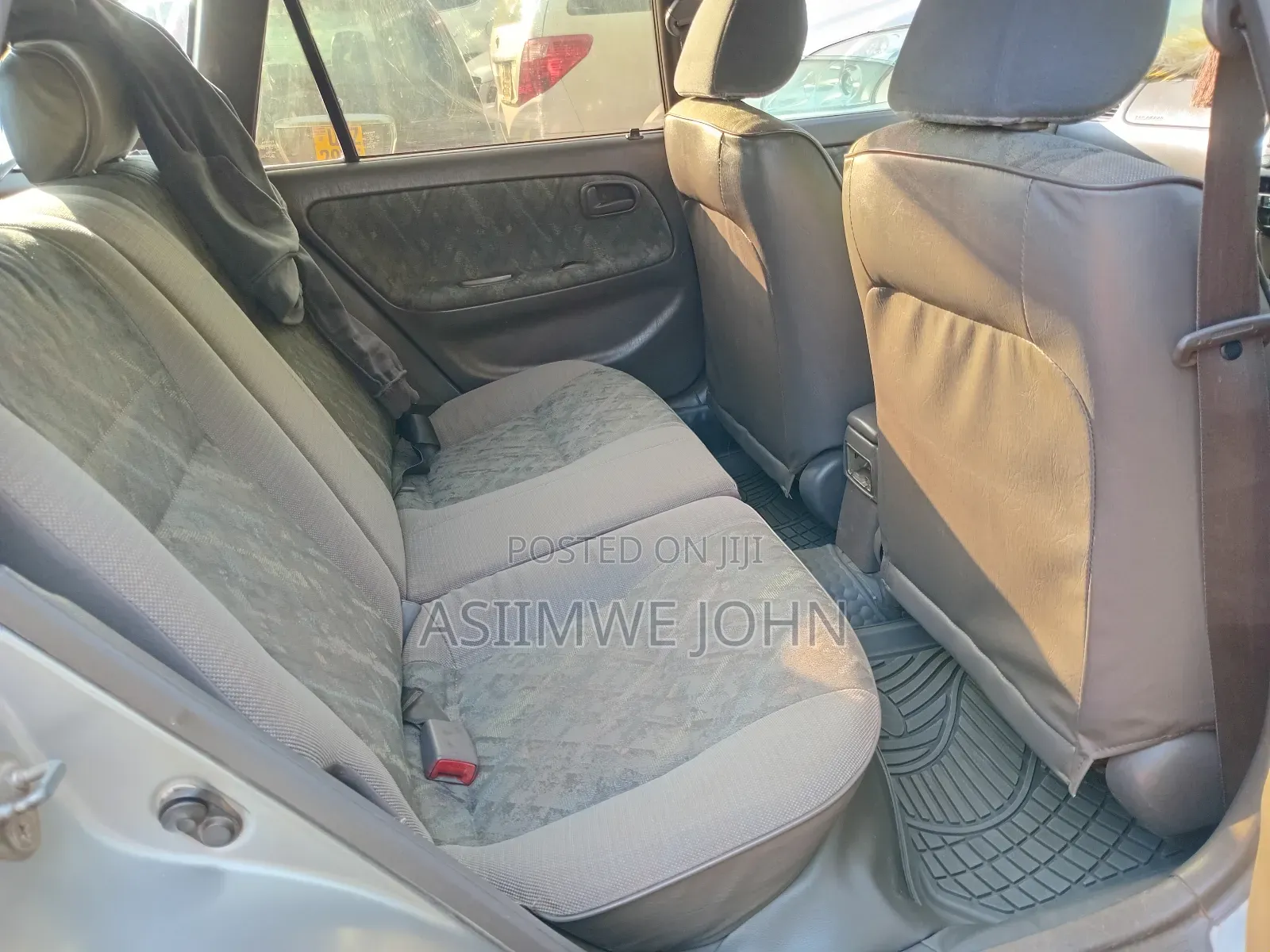 Toyota Corolla 2000 Silver