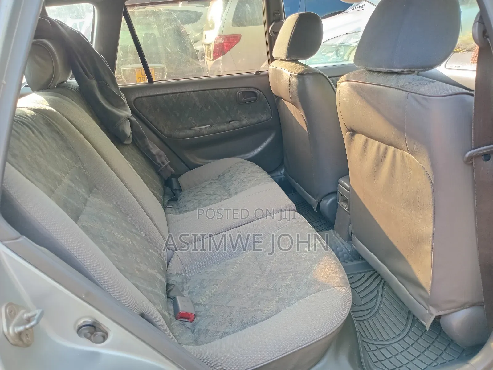 Toyota Corolla 2000 Silver