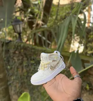 Original Cream Kid’S Nike Air Jordan 1 High Kid’S Sneakers