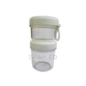 Double Layered Salad Container for Lunch