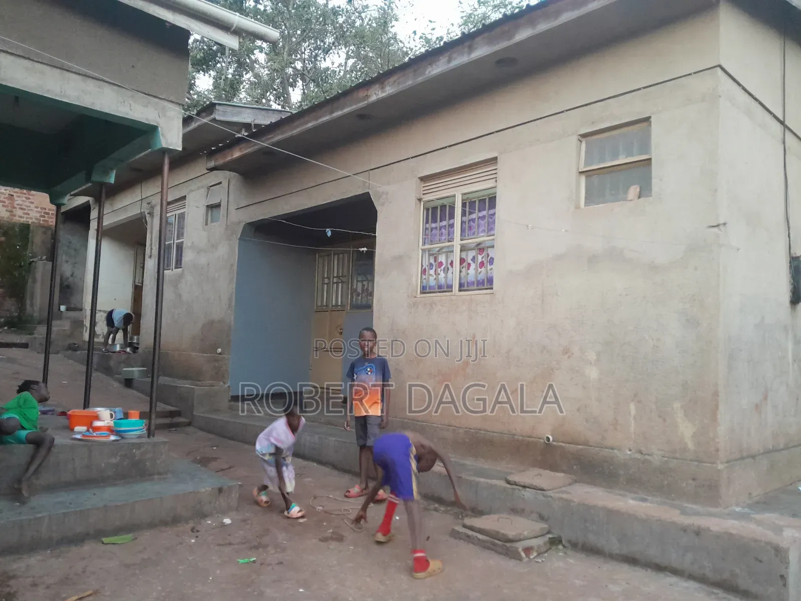 6bdrm House in Jinja for sale