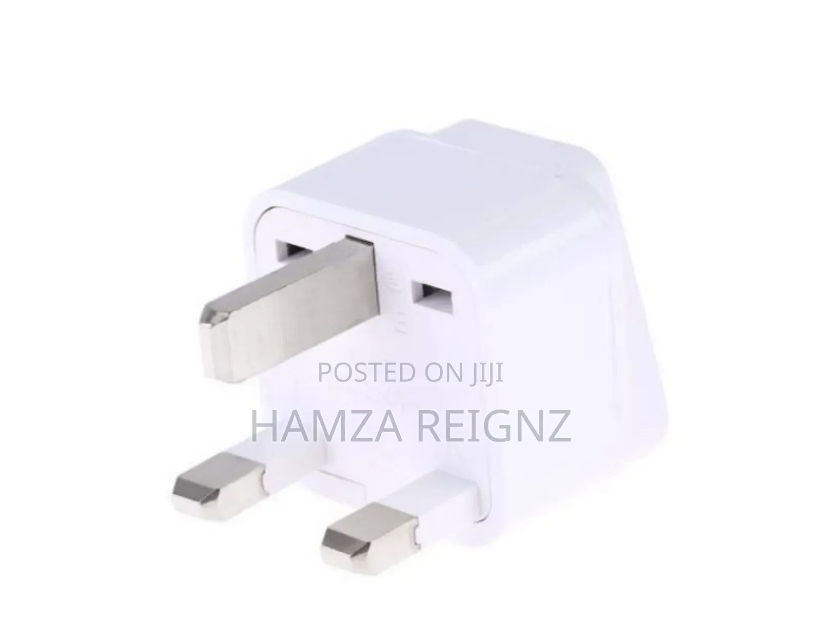 Portable Universal Socket to Uk Plug Power Adapter