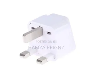 Portable Universal Socket to Uk Plug Power Adapter