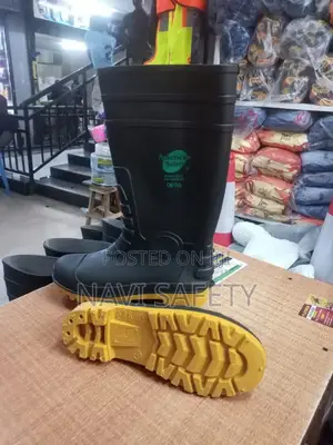 Heavy Duty Gumboots With Steel