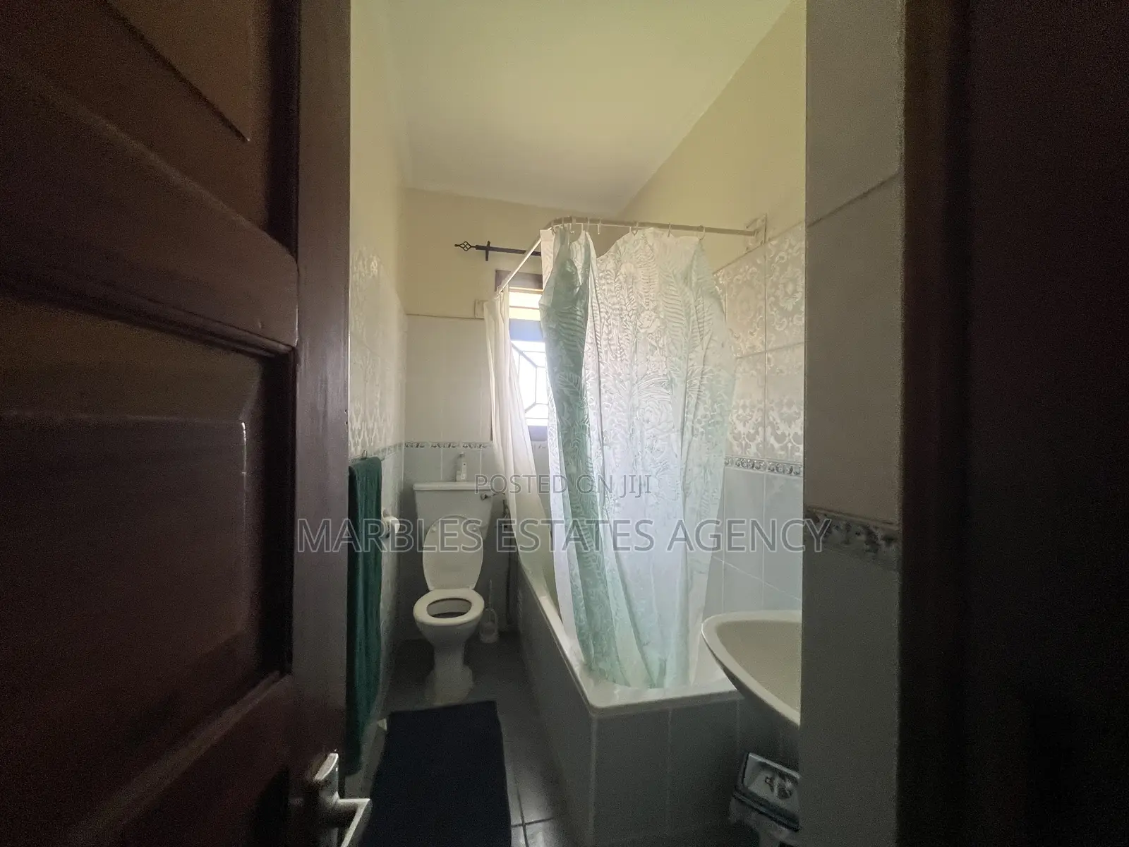 5bdrm House in Bugolobi, Central Division for rent