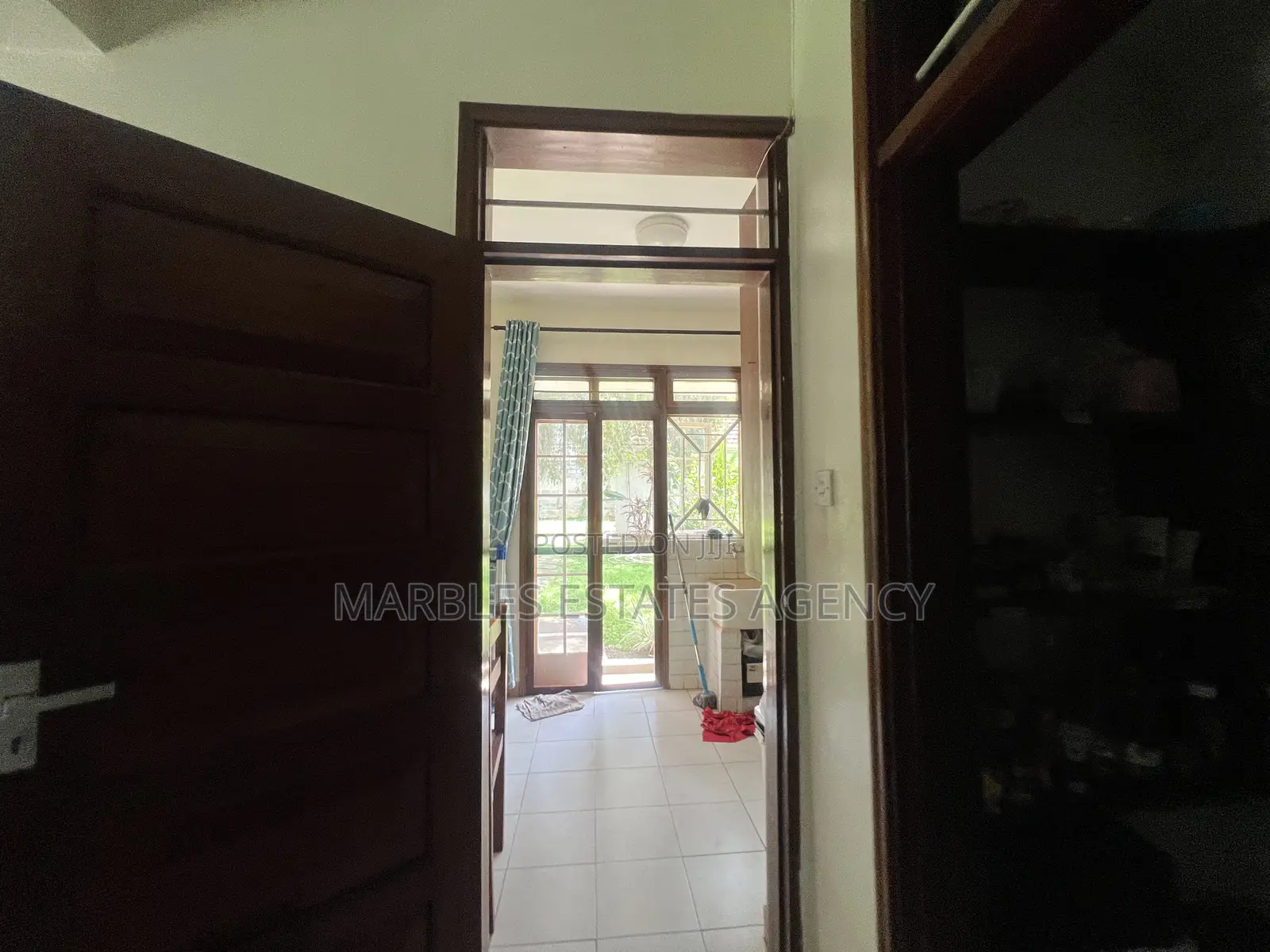 5bdrm House in Bugolobi, Central Division for rent