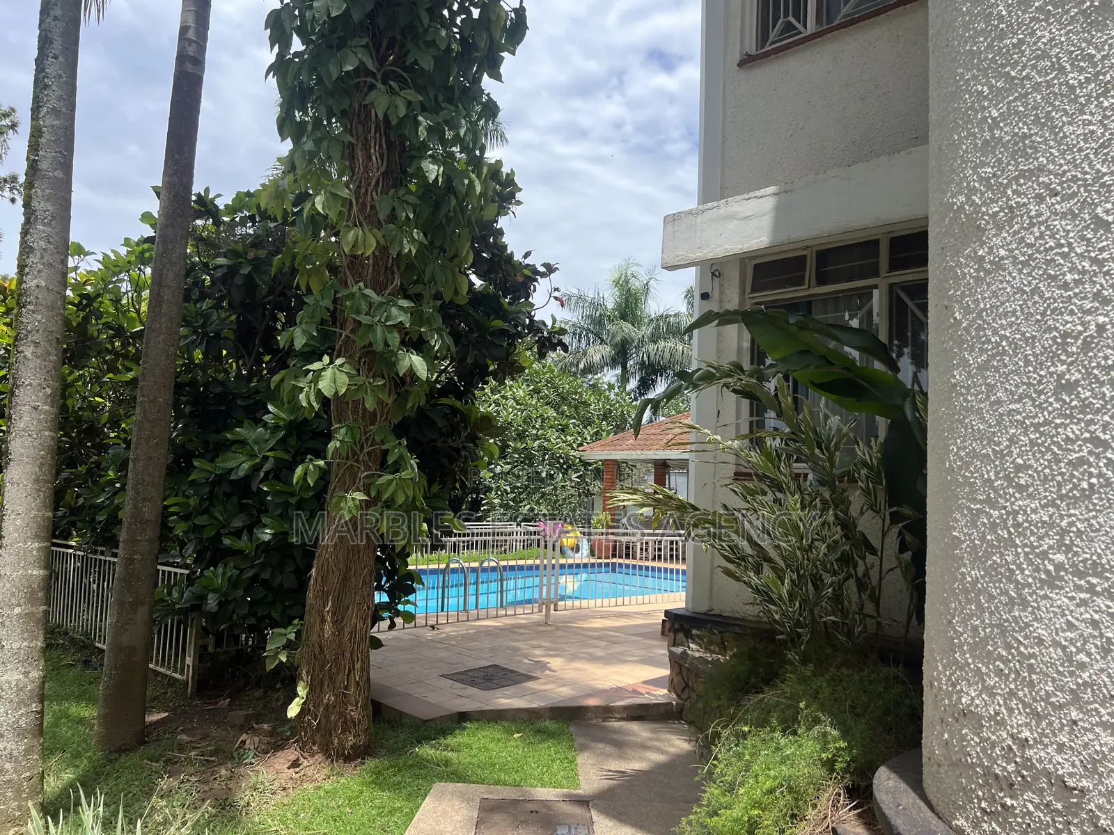 5bdrm House in Bugolobi, Central Division for rent