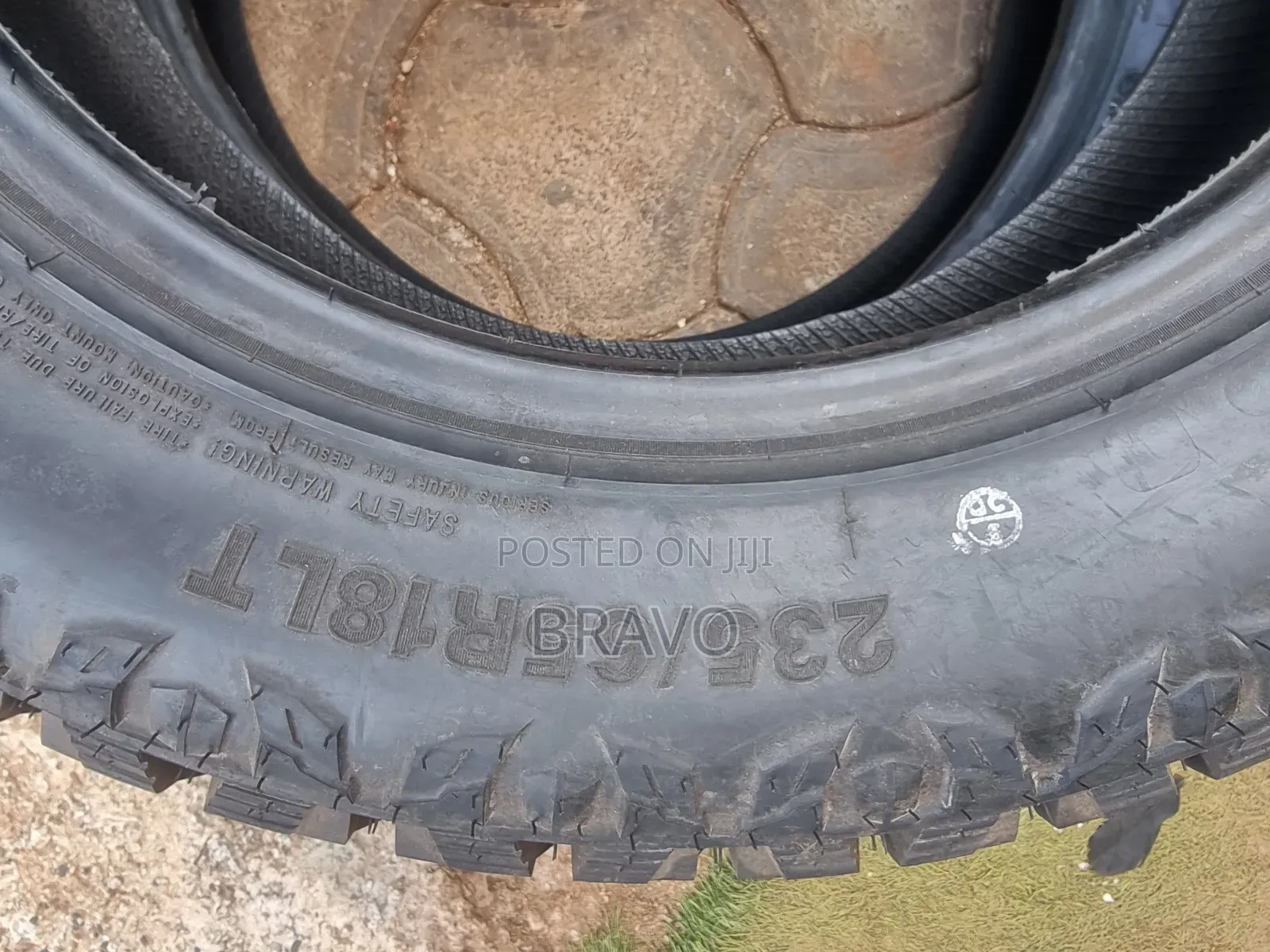 235/65r18 All Terrian Tires for Harrier.