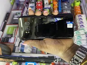 Photo - Samsung Galaxy S8 64 GB Black