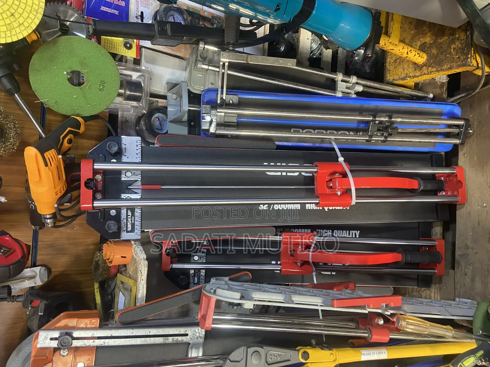 Tile Cutter Machine