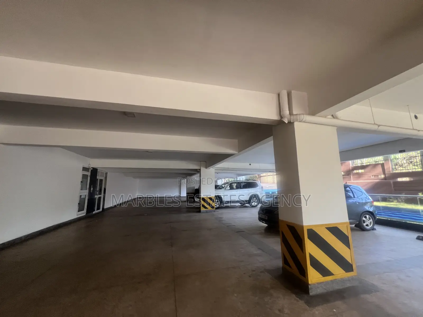 3bdrm Apartment in Kololo, Central Division for rent