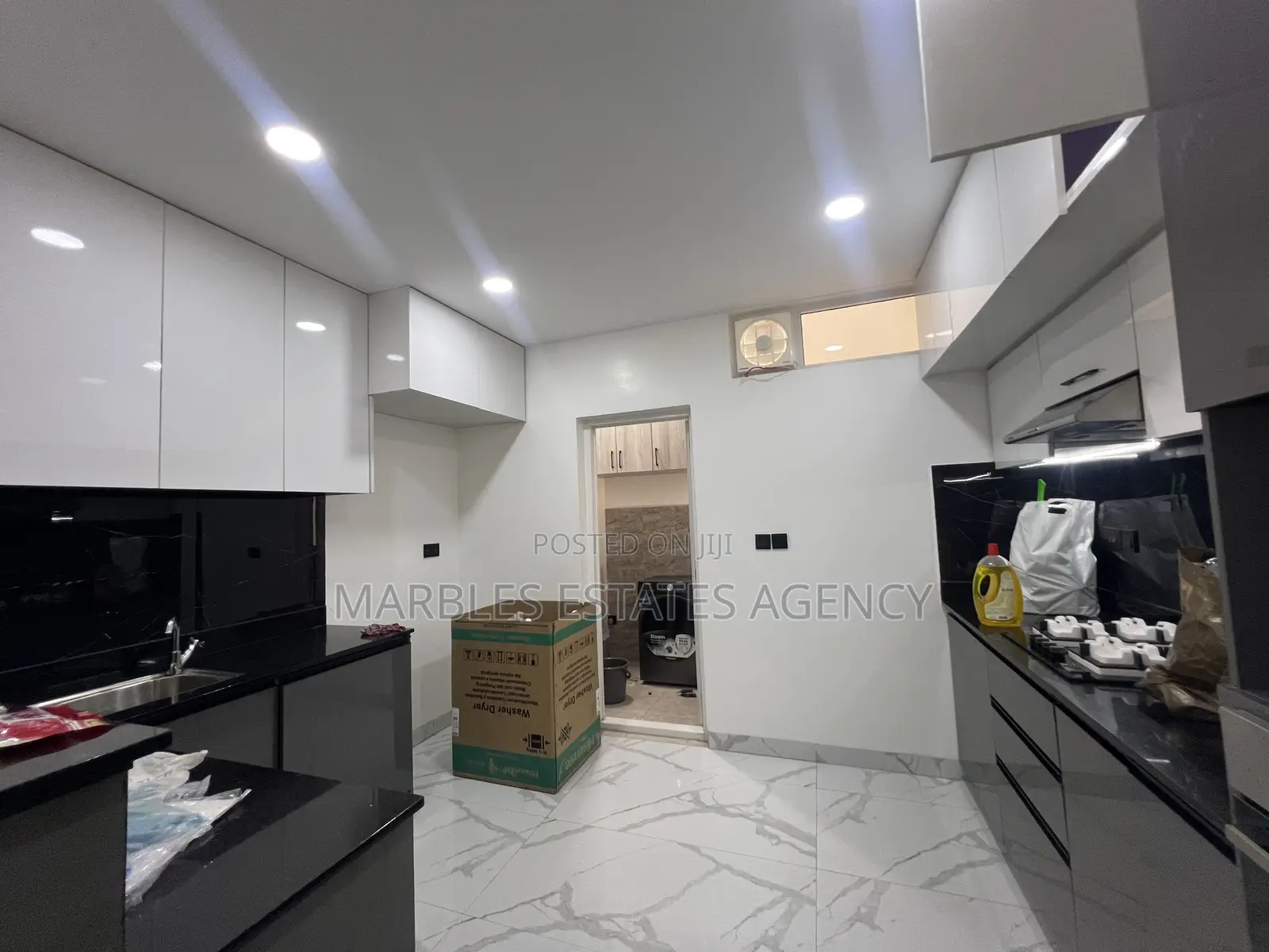 3bdrm Apartment in Kololo, Central Division for rent